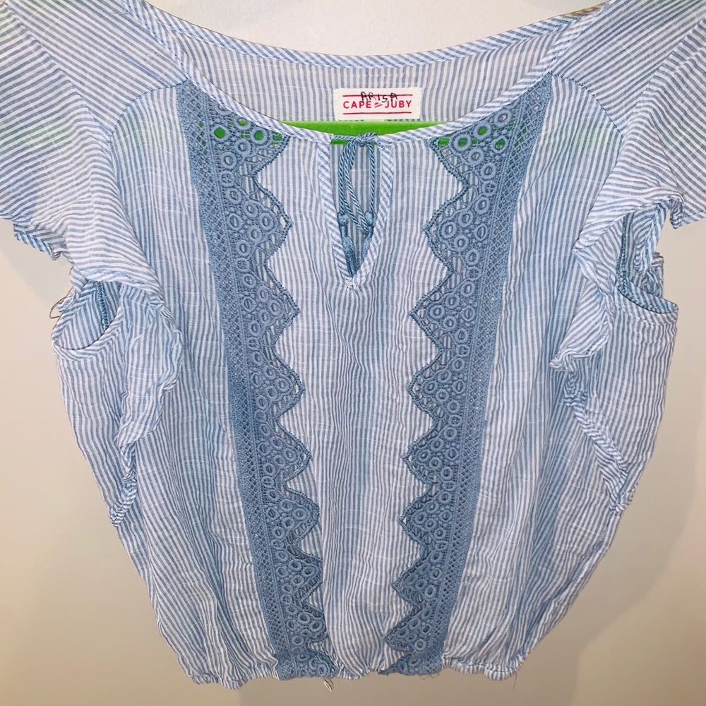 Blue stripped top